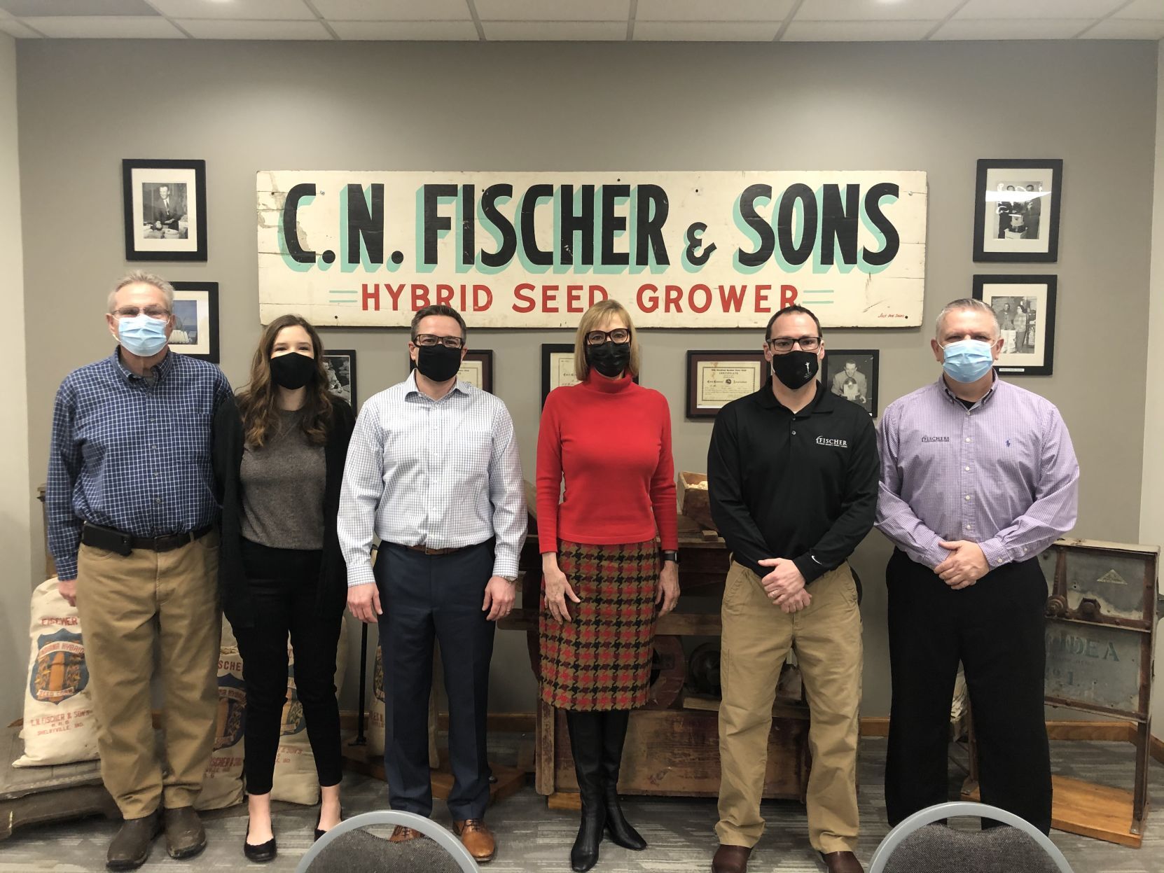 Lt. Gov. Suzanne Crouch tours FIscher Inc.